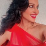 Flora Saini Instagram - ❤️ . #reels #reelsinstagram #reelitfeelit #trending #reellife #reelkarofeelkaro #reel #everydayreels #instagramreels #reelsinsta #reelsviral #happiness #favourite #soulmate #video #holiday #weekend #style #instafamous #fashionista #explore #reelsofinstagram #love #insta #instamood #instagram #ınstagood