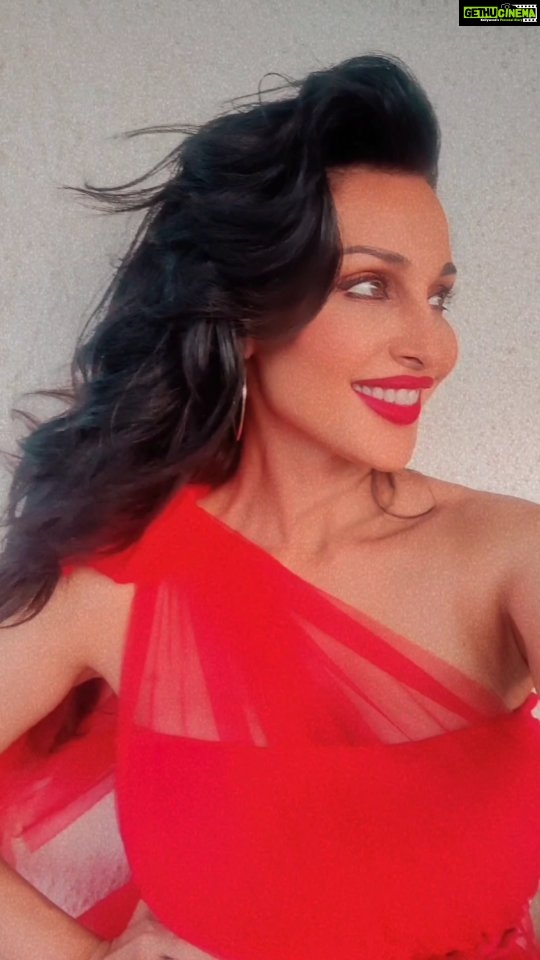 Flora Saini - 5.6K Likes - ❤️
.
#reels #reelsinstagram #reelitfeelit #trending #reellife #reelkarofeelkaro #reel #everydayreels #instagramreels #reelsinsta #reelsviral #happiness #favourite #soulmate #video #holiday #weekend #style #instafamous #fashionista #explore #reelsofinstagram #love #insta #instamood #instagram #ınstagood