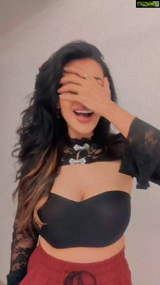 Flora Saini - 20.4K Likes - Sorry 😛
.
#reels #reelsinstagram #reelitfeelit #trending #reellife #reelkarofeelkaro #reel #everydayreels #instagramreels #reelsinsta #reelsviral #happiness #favourite #sorry #video #holiday #weekend #style #instafamous #fashionista #explore #reelsofinstagram #love #insta #instamood #instagram #ınstagood