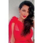 Flora Saini Instagram - 🌹 New album out now Click link in Bio to download app ❤️ . #love #mood #ootd #happiness #me #blessings #insta #instagram #style #instalike #instadaily #instafashion #instapic #holiday #sun #instaphoto #morning #trending #picoftheday #hot #fitness #red #summer #weekend #fashion #insta #instafollow #fashionblogger #instamood #instalove