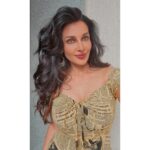 Flora Saini Instagram - Aaj ke Samachar ye hain ki Mumbai mei baarish ho rahi hai.. 🌧 Aage jaanne ke liye Click link in bio to download the app 🌹 . #love #mood #ootd #happiness #me #blessings #insta #instagram #style #instalike #instadaily #instafashion #instapic #holiday #tuesday #instaphoto #morning #trending #picoftheday #hot #fitness #yellow #summer #rain #weekend #fashion #insta #instafollow #fashionblogger #instamood #instalove