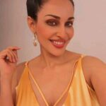 Flora Saini Instagram - 💛 Free live #tonight at 10pm Click link in Bio to download app 🌹 . #reels #reelsinstagram #reelitfeelit #trending #reellife #reelkarofeelkaro #reel #everydayreels #instagramreels #reelsinsta #reelsviral #happiness #favourite #app #video #holiday #weekend #style #instafamous #gold #fashionista #reelsofinstagram #love #insta #instamood #instagram #instagood