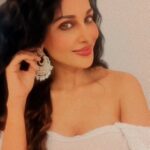 Flora Saini Instagram – bahut pyaar karte he tumko sanam ❤️
.
#reels #reelsinstagram #reelitfeelit #trending #reellife #reelkarofeelkaro #reel #everydayreels #instagramreels #reelsinsta  #reelsviral #happiness #favourite #app #video #holiday #weekend #style #instafamous #white #fashionista  #reelsofinstagram #love #insta #instamood #instagram #instagood