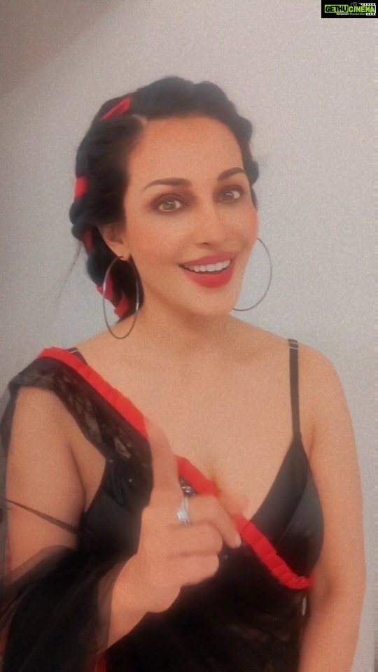 Flora Saini - 11K Likes - Live tonight at 10pm 😀
Click link in Bio to download app ❤️
.
#reels #reelsinstagram #reelitfeelit #trending #reellife #reelkarofeelkaro #reel #everydayreels #instagramreels #reelsinsta #reelsviral #happiness #favourite #app #video #holiday #wednesday #style #instafamous #red #fashionista #reelsofinstagram #love #insta #instamood #instagram #instagood