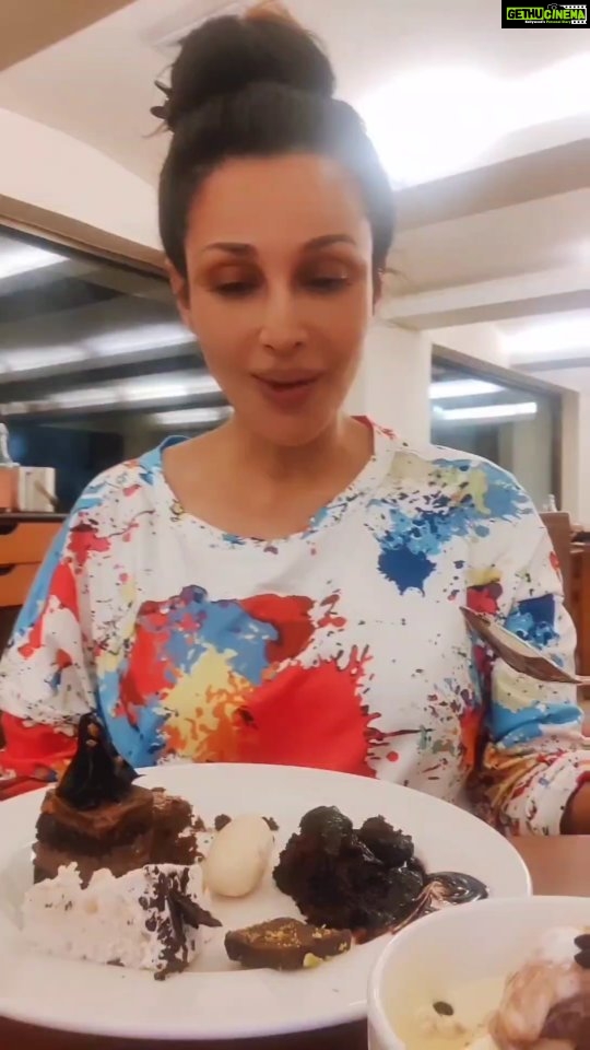 Flora Saini - 6.9K Likes - 🙃 sweetest Sunday!
.
Today's offer is live on the app, click link to download the app 🌹
#reels #reelsinstagram #reelitfeelit #trending #reellife #dessert #food #reelkarofeelkaro #reel #everydayreels #instagramreels #reelsinsta #reelsviral #happiness #favourite #video #holiday #sugar #instafamous #sunday #reelsofinstagram #love #insta #instamood #instagram #instagood