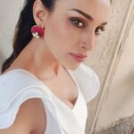 Flora Saini Instagram – 💕
On my way to the @cnbcawaaz awards!
.
Live coming up on the app soon!
Click link in Bio to download
 .
#love #mood #ootd #happiness #me #blessings #insta #instagram #style #instalike #instadaily #instafashion #instapic #app #instaphoto #flora #trending #picoftheday #hot #white #beauty #summertime #march #tuesday #fashion #insta #instapicture #fashionblogger #instamood #instalove