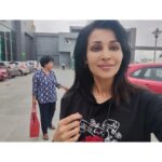 Flora Saini Instagram – And u know there’s this person u see from the 1st day ur born and ur just blessed to have them as yours,walking right besides you, through life.. thru every good n bad, making u laugh when u sad, getting angry when u dont listen,one that drives u around (n drives u crazy too),ur constant companion, that’s always there for ur every birthday,the one you share secret jokes with, who gets worried when ur sick,takes you shopping when ur heartbroken n through it all u know this person got ur back n they r the only one ud turn to.. the first call ud make no matter what n ul be fine.. the one I call my home, my kid,my sister,my soulmate my better half, my @ksaini52
And I know I don’t say it as much as I should..
I LOVE YOU KAMAL SAINI ❤️ (don’t you ever forget that) u are my forever! 🤗
.
Happy #mothersday to all the beautiful mom’s 😀🥳