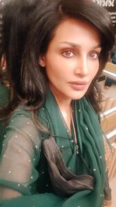 Flora Saini Instagram - #Amritsar diaries ❤️
.
Two of my fav lives everrrrrr
Click link in Bio to download app 🔥
.
Video edit @rushikesh5540 
#reels #reelsinstagram #reelitfeelit #trending #reellife #reelkarofeelkaro #reel #everydayreels #instagramreels #instatravel #reelsinsta #tourism #reelsviral #punjab #happiness #favourite #goldentemple #kesardadhaba #travel #reelsofinstagram #love #insta #instamood #instagram #instagood #amritsartourism
