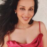 Flora Saini Instagram - Weekend vibes ❤️ . #love #sky #music #ootd #red #outfit #live #tbt #photooftheday #photoshoot #look #fashion #friends #instagram #holiday #instagood #nature #trending #photooftheday #family #weekend #thoughts #reels #reelsinstagram #viral #video #instadaily #india