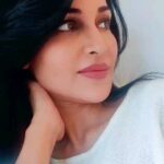 Flora Saini Instagram - Darr lagne lag gaya 👻🤣🤣 . #reels #reelsinstagram #reelitfeelit #trending #reellife #reelkarofeelkaro #reel #everydayreels #instagramreels #instareels #reelsinsta #reelsvideo #reelsviral #bff #reelslovers #happiness #favourite #white #reelsofinstagram #love #insta #instamood #instagram #instagood #followback #valentine #valentinemonth #february #februaryvibes💋💞