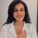 Flora Saini Instagram - Hello #2022 ❤️ This has to be my absolute favourite ✨ @theanupma this is love 😘 . Makeup @sarkargoutam81 Dress @itsgrishma Hair @sandip_nag . #reels #reelsinstagram #reelitfeelit #trending #promotions #reellife #reelkarofeelkaro #reel #everydayreels #36Farmhouse #FloraSaini #Outfit #Style #Makeup #Jewellery #Hairstyle @muktaartsltd #Fashion #TrailerOutNow #Zee5Show #NewShow #happiness #favourite #gratitude #reelsofinstagram #love #insta #instamood #instagram #instagood