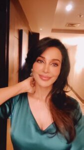 Flora Saini Instagram - This one for you @sambhavnasethofficial ❤️
Celebrate this #karvachauth with this beautiful song of love .. Go chk it out now 🥳

.
#reels #reelsinstagram #reelitfeelit #trending #reellife #reelkarofeelkaro #reel #everydayreels #tonight #instagramreels #instareels #reelsinsta #reelsvideo #moon #reelsviral #karwachauth #indian #reelslovers #happiness #favourite #reelsofinstagram #love #insta #instamood #instagram #song #me #instagood