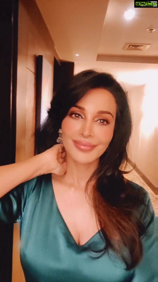 Flora Saini - 8.6K Likes - This one for you @sambhavnasethofficial ❤️
Celebrate this #karvachauth with this beautiful song of love .. Go chk it out now 🥳
.
#reels #reelsinstagram #reelitfeelit #trending #reellife #reelkarofeelkaro #reel #everydayreels #tonight #instagramreels #instareels #reelsinsta #reelsvideo #moon #reelsviral #karwachauth #indian #reelslovers #happiness #favourite #reelsofinstagram #love #insta #instamood #instagram #song #me #instagood