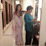 Flora Saini Instagram - Happy daughters day! (Cudnt find a better picture to define this day ❤️) To the one i can always lean on .. I Love you ma @ksaini52 🤗🤗🤗✨ . #happydaughtersday #mygirl #mylove