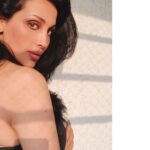 Flora Saini Instagram – 🖤
.
#love #sky #black #smile #picoftheday #style #newyear #viral #travel #blogger #happiness #photographer #new #trending #hot #makeup #fashion #weekend #photography #holiday #instagram #ootd #fyp #dress #sun #winter #like #christmas #outfit #live