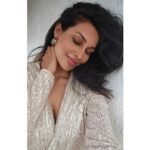 Flora Saini Instagram – Love is in the Air ❤️
#love #sky #cool #hot #smile #picoftheday #chocolate #style #gym #viral #travel #blogger #happiness #photographer #new #trending #hot #makeup #fashion #photography #music #instagram #ootd #fyp #dress #sun #winter #like #christmas #outfit #live