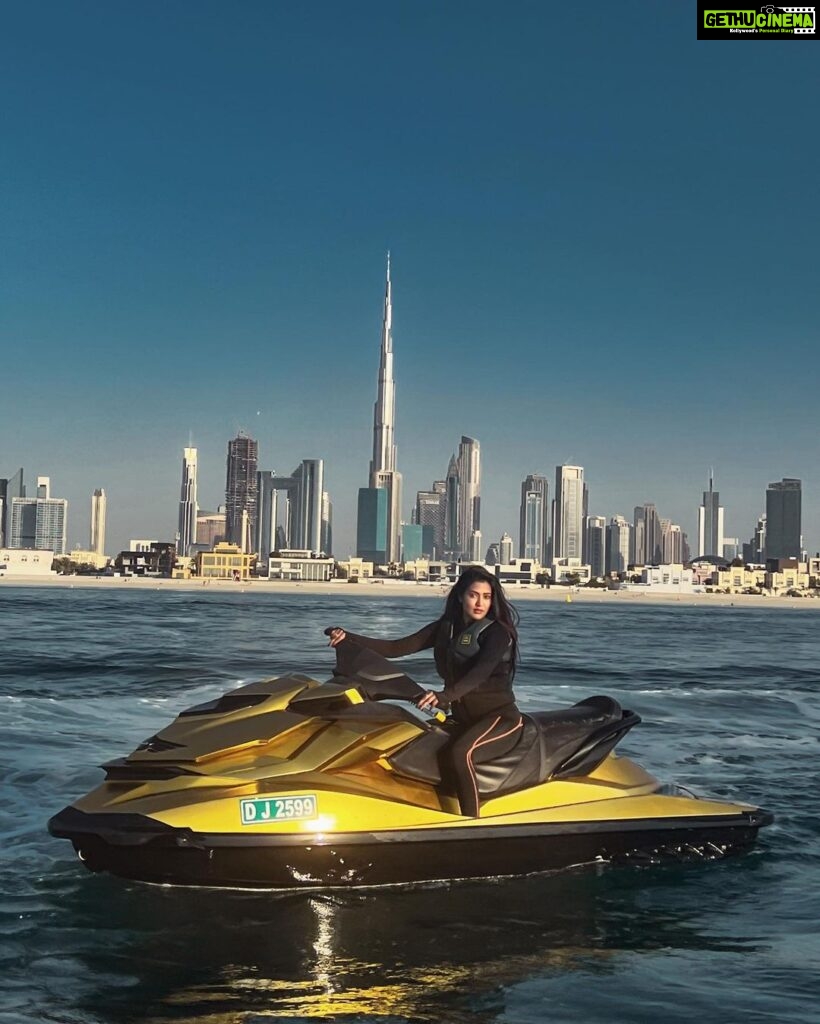 Garima Chaurasia Instagram - Life is just more fun when you're on a jet ski..🤩🌊💛 Loving my 24k gold jetskiii @luxuryjetskidubai @mohammadrihab_ #gimaashi #jetski #luxuryjetskirentals #watersports #dubai #visitdubai #adventure #ride #burjalarab #gimaians Burj Al Arab, Dubai