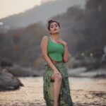 Garima Chaurasia Instagram - A vibe you won’t find anywhere else 💫 . . . 📸 & 🎨 : @welcomeishu3694 #gimaashi #rishikesh #picoftheday #river #gimaians