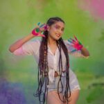 Garima Chaurasia Instagram - May the colors of holi fill your life with joy and happiness 🤗 💚💙💛❤️ HAPPY HOLI ❤️💛💙💚 . . 📸: @welcomeishu3694 🎨: 💁🏻‍♀️ #gimaashi #holi #happyholi #holi2023 #gulaal #colorful #festiveseason #festival #gimaians
