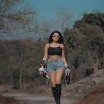 Garima Chaurasia Instagram - Welcome Summer 🔆🙆🏻‍♀️♨️ . . . 📸 & 🎨 : @welcomeishu3694 #gimaashi #gimaians