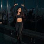 Garima Chaurasia Instagram - Dark & powerful ♟️ . . . 📸: @nitin_.1610 edit: @welcomeishu3694 #gimaashi #picoftheday #black #allblack #blackislove #gimaians #explore #Dubai #visitDubai