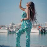 Garima Chaurasia Instagram - Seas the day 🌊🐳 . . Outfit: @houseofjamoti Styling: @styling.your.soul Brand Pr : socialpinnaclepr 📸: @nitin_.1610 Edit: @welcomeishu3694 #gimaashi #picoftheday #beach #Dubai #seaview #sea #seaside #visitDubai #travel #gimaians Jumeirah Beach 2