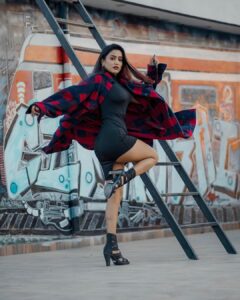 Garima Chaurasia Instagram - No one is you!
That’s your POWER 🚀⛓️🥊
.
.
📸: @nitin_.1610 
#gimaashi #gimaians #staytuned #bosslady #bossbabe