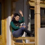 Garima Chaurasia Instagram - Stay where your soul feels happy..🧚🏻‍♀️ . . . 📸: @nitin_.1610 #gimaashi #picoftheday #leh #ladakh #traveldiaries #sunshine #gimaians #explore