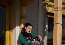 Garima Chaurasia Instagram - Stay where your soul feels happy..🧚🏻‍♀️ . . . 📸: @nitin_.1610 #gimaashi #picoftheday #leh #ladakh #traveldiaries #sunshine #gimaians #explore