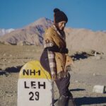 Garima Chaurasia Instagram - It feels so good to be lost in the right DIRECTION 🤎 . . 📸: @nitin_.1610 #gimaashi #leh #ladakh #traveldiaries #explore #gimaians Magnetic Hill,leh