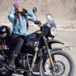 Garima Chaurasia Instagram - I love BIKES 🏁🖤 . . 📸: @nitin_.1610 👕👖🥾: @decathlonsportsindia #gimaashi #leh #ladakh #lehdiaries #trip #vacation #bike #bikelovers #bikeride #himalayan #gimaians Leh Ladakh - The Land of High Passes