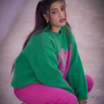Garima Chaurasia Instagram - Pinky promise ..🤞🏻💕 . . 👕 : @urbanic_in 👖: @zara 👟: @stevemaddenindia 👛: @urbanic_in 📸: @nitin_.1610 #gimaashi #picoftheday #staytuned #explore #keeploving