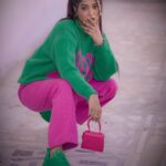 Garima Chaurasia Instagram - Pinky promise ..🤞🏻💕 . . 👕 : @urbanic_in 👖: @zara 👟: @stevemaddenindia 👛: @urbanic_in 📸: @nitin_.1610 #gimaashi #picoftheday #staytuned #explore #keeploving