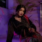 Garima Chaurasia Instagram - इश्क का तो पता नहीं पर जो तुमसे है वो किसी और से नहीं !🖤✍🏻🥀 . . . 📸: @nitin_.1610 #gimaashi #picoftheday #keeploving #explore #gimaians