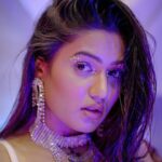 Garima Chaurasia Instagram - I’m in love with this makeup look🥶 . . Makeup by meee 💁🏻‍♀️ #gimaashi