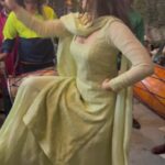 Geet Gambhir Instagram - Dhol moment 🪘 . . . . . . . #dhol #dance #punjabi #beat #indianwedding #punjabisuit #punjabisong #ikgera