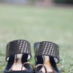 Geet Gambhir Instagram - 🖤🖤 . . . . . #srk #chaiyyachaiyya #reelkarofeelkaro #catwalk #footwear