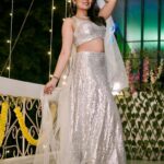 Geet Gambhir Instagram - Delightful Diwali 🪔 . . 📸 @esjay_productions . . . . . . #diwali #festive #festivevibes #light #diva #love #shinebright #diwalidecor #home #indianwear #diwalioutfit #outfits #geetgambhir #shivoham #india #indian