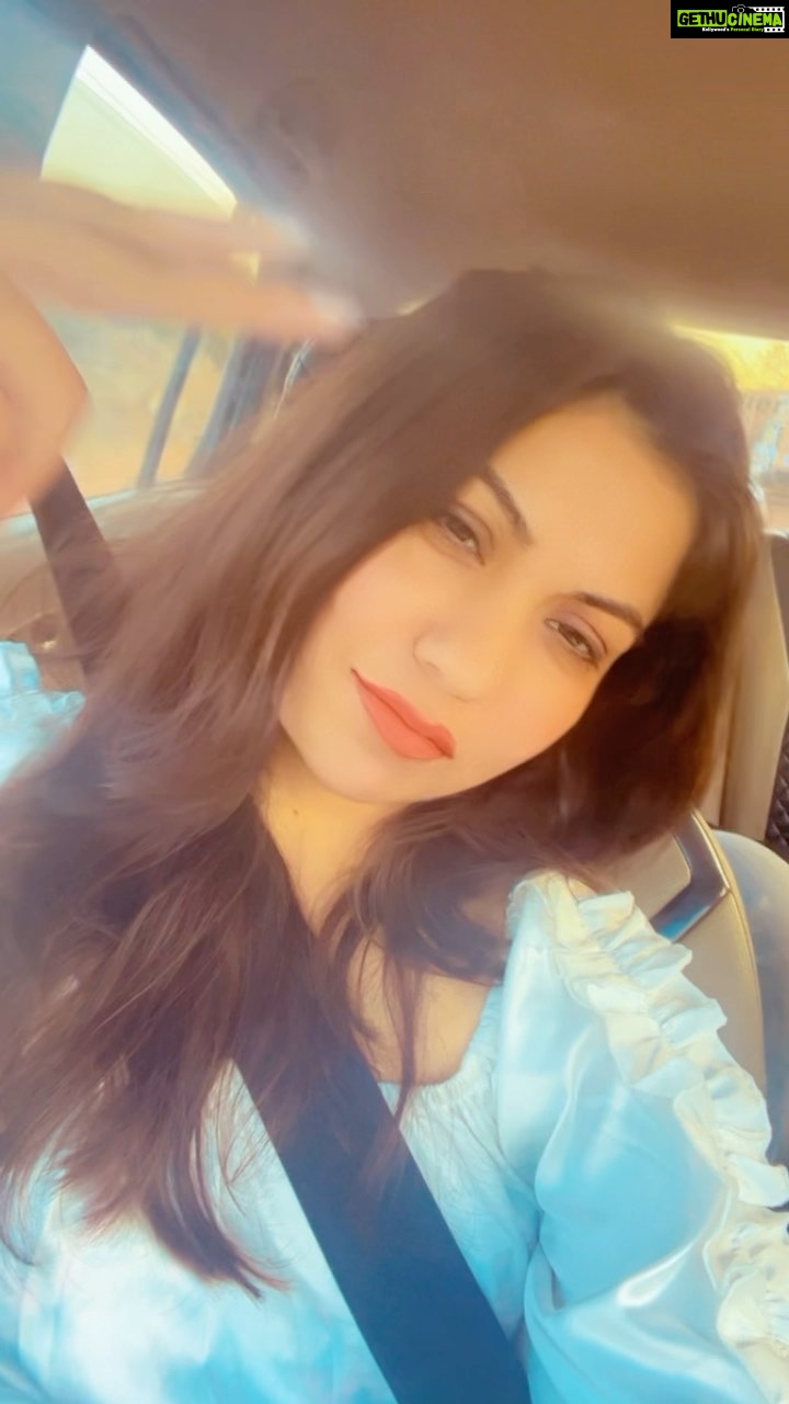 Geet Gambhir Instagram - ਜਿਹਨਾ ਫਿਰੇ ਸੱਡੇ ਪਿੰਡ ਠੋਕੇ . . . . #punjabi #music #lovethissong #reelitfeelit