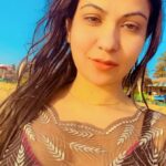 Geet Gambhir Instagram - This song 🔥 . . . . . #throwback #travel #outfit #look #beachwear