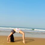 Geet Gambhir Instagram - My Gratitude towards Adiyogi for blessing us with the Power of Yoga .. Happy international Yoga Day🧘‍♀️ sharing my yoga journey from years down the line .. . . . . #yoga #internationalyogaday #stayfitstayhealthy #stayfit #stayhealthy #adiyogi #geetgambhir #shivoham