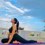 Geet Gambhir Instagram - My Gratitude towards Adiyogi for blessing us with the Power of Yoga .. Happy international Yoga Day🧘‍♀️ sharing my yoga journey from years down the line .. . . . . #yoga #internationalyogaday #stayfitstayhealthy #stayfit #stayhealthy #adiyogi #geetgambhir #shivoham