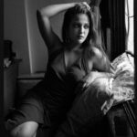 Gulki Joshi Instagram - Because the sky is turning grey.. 🖤 @suveera.swetesh.stylist remember this ? #throwback #grey #letitrain #letitgo