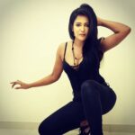 Gulki Joshi Instagram - Now that's what I'm talking about 😎 @_mickey___17 MAKEUP @mi.nakshi181 HAIR @sanjay_n_jaiswal PHOTO #blackfashion #sizzle #shine #black #ohprettyme #gulkijoshi
