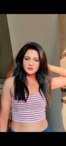 Gulki Joshi Instagram - #dontrushchallenge #toomuchfun #enjoy #fans thankyou my babydoll @bhavikasharma53 for literally making me do this. I love you soooo much😘😘😘😘