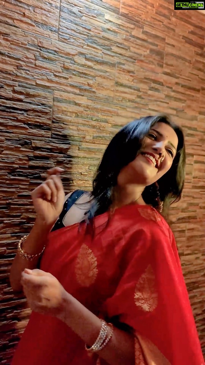 Gulki Joshi Instagram - 💃✨ . . . . #reelsinstagram #reels #reelsvideo #reelstrending #gulkijoshi #dance