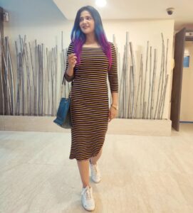 Gulki Joshi Instagram - Long drive.... beautiful conversations and so much gratitude. 
Thankyou @etimes for making my day 🤗
Interview coming out soon 😀

#goodthursday #happy #humbled #grateful