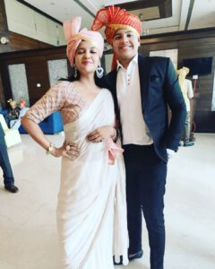 Gulki Joshi Instagram - Love...happiness & food !!!

#indorediaries #bhaikishadi #weddingseason #gulkijoshi