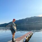 Gurbani Judge Instagram - But do you know what it feels like to be hugged by the sun? 🇮🇹☀️🎶🦆🥖🫖 🍕 #🇮🇹 #frizzante #sunshineLife ‘…cz ’ - mk.gee 🎶 Orta San Giulio