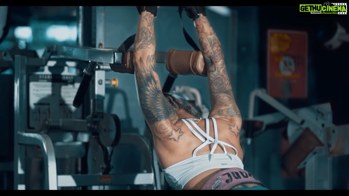 Gurbani Judge Instagram - Love this video we shot for @myproteinin Impact Week! LFGGG! Also gotta love that 12% of MyProtein sales will help the fight against COVID-19 crisis! Your purchase will help set up an oxygen plant and providing oxygen relief in Madhya Pradesh and fuel efforts by the Delhi Police π€ True impact lies in staying healthy and supporting your community #ImpactWeek 21st to 31st May ππΌ Use code : LiftLife #FuelYourAmbition #consciousContribution #LiftLife #MakinganImpact
